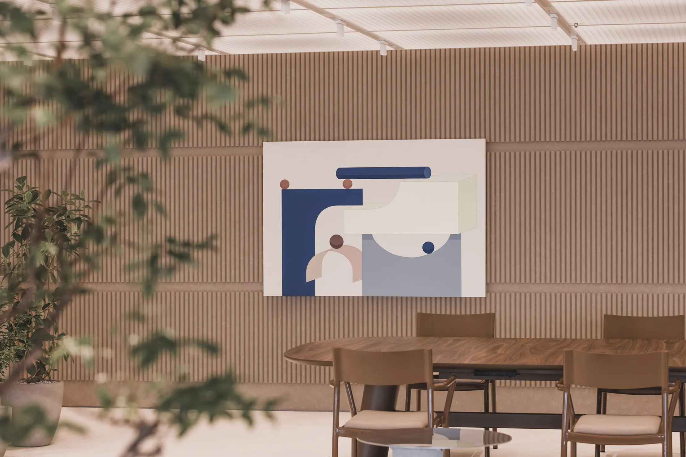 フロア内にはアーティスト・カワイハルナが描き下ろした3点のオリジナルアートが展示されています。